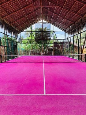 Padel and Palms Villas