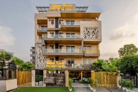 Lime Tree Hotel Near Medanta