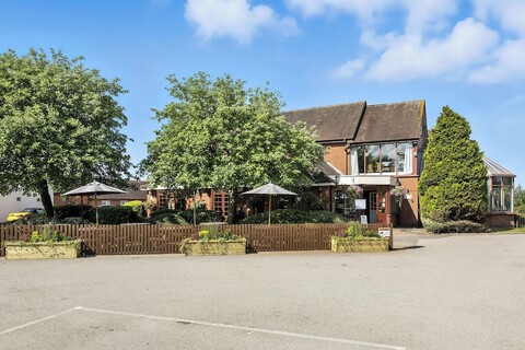 더 스패로우 호텔