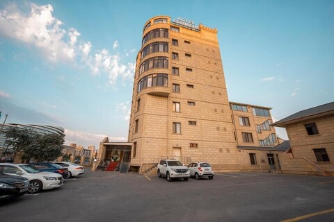 코르니체 화이트 시티 호텔