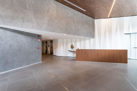 파르케 조키 바이 비바 - 핀헤이로스 및 부탄타에 쉽게 접근 가능한 건물