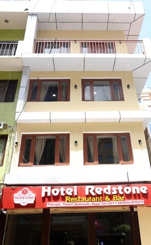 OYO 822 Redstone Regency Hotel