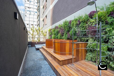 찰리 빌라 노바 콘세이카오 자크 펠릭스