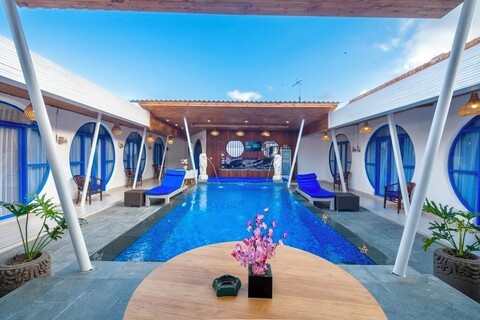 이커머스로카의 애니 게스트하우스 2