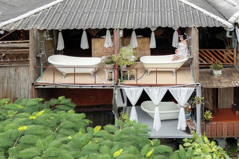 몬룸숙 홈스테이 카페 앤 비스트로