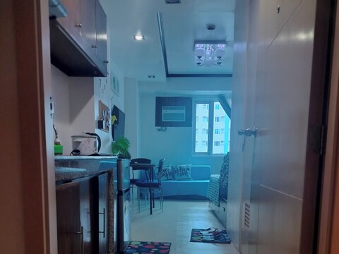 16층 타워 A의 텀스 엠플레이스 스테이케이션