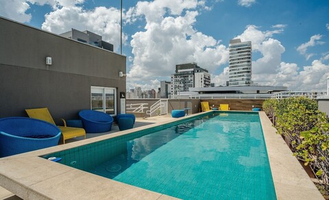 상파울루의 수영장이 있는 현대적인 스튜디오 You1203