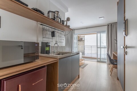 메트로에서 270m 떨어진 리베르다지의 스튜디오 Mol0502