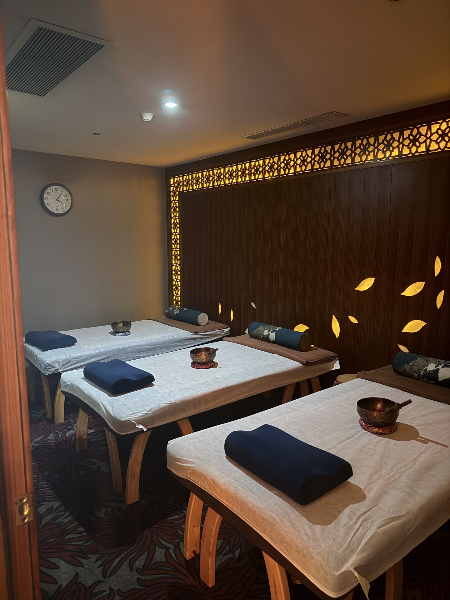 여행의 피로를 강준양생(康俊养生–Congen Massage) 마사지에 두고 가세요