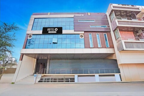 Hotel O Mansarovar Sector 8 Formerly Hotel KV Palace Mansarover Metro Station