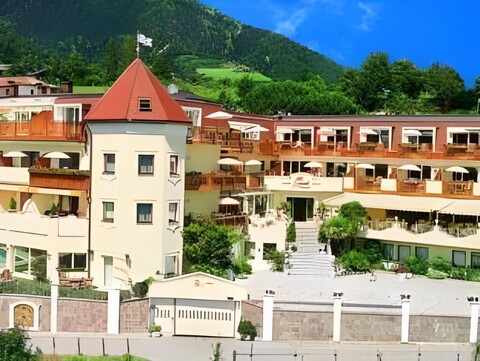 Small & Beautiful Hotel Gnaid