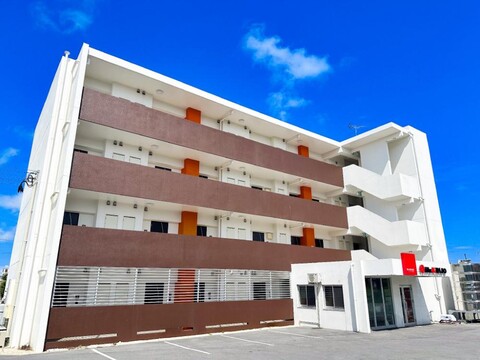 Mr.KINJO in Espoir Yonaha Building