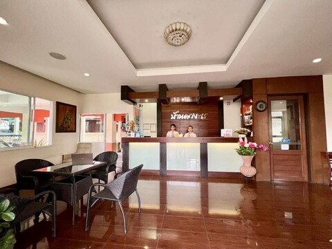 Baan Duangporn Hotel