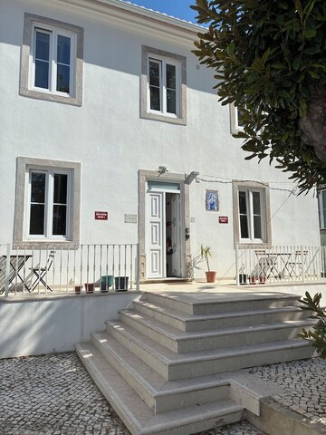 신트라 플라워 빈티지 샬레