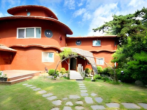 몽산포 솔뫼 펜션