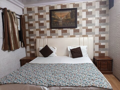 호텔 화이트 팰리스 니자무딘 철도 역