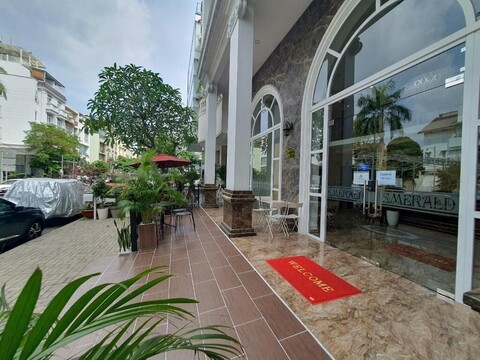 댄센터 럭셔리 아파트먼트, SECC 근처