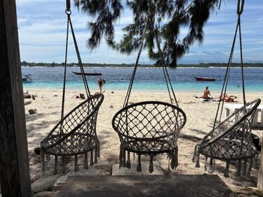 Island of Memories Bungalows