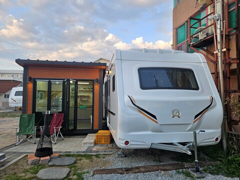 강릉 안목커피거리카라반캠핑