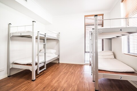 다운타운 백패커스 호스텔 - 참고 - 체크인 시 유효한 여권 필요