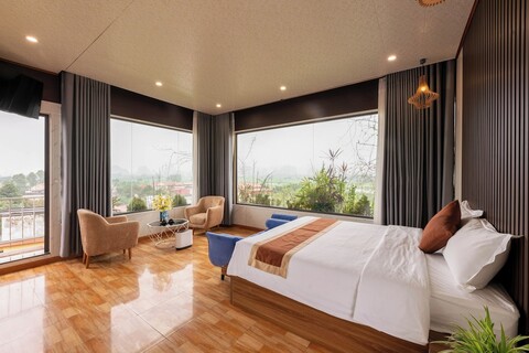 땀꼭 선샤인 호텔