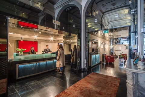 라 그리페 호텔