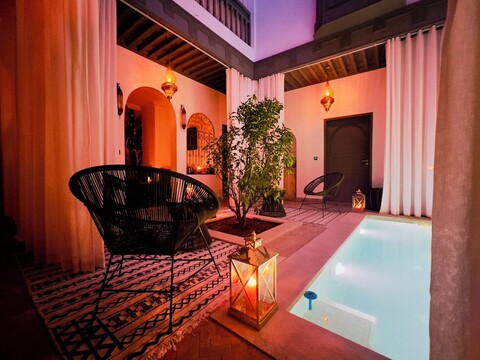 리아드 카야 & 스파