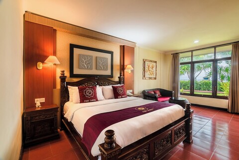 푸리 사론 바루나 비치