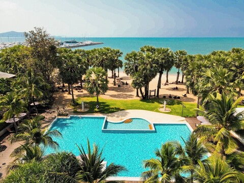 라빈드라 비치 리조트 & 스파