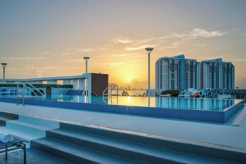 레지던스 인 바이 메리어트 마이애미 비치 사우스 비치