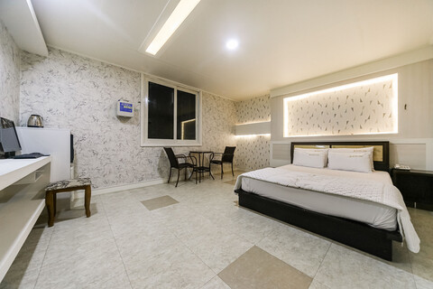 구미 원평동 나르본