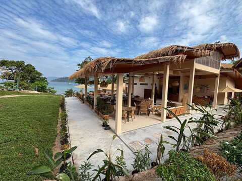 텐 문스 선셋 빌라스