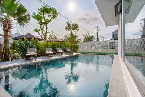 라 세레나타 빌라 호이 안