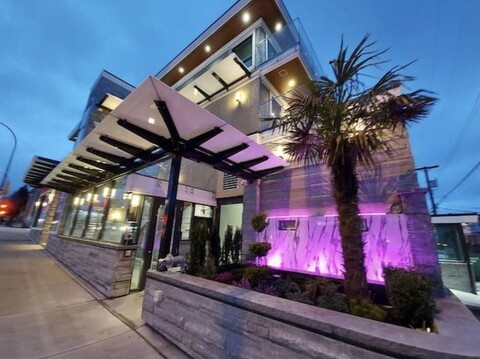 Sunset Mews Luxurious 3 Bed Townhouse --> 선셋 뮤스 럭셔리 3 베드 타운하우스