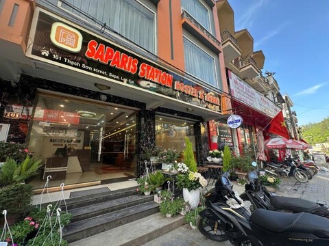 사파리스 스테이션 호스텔 앤 트래블