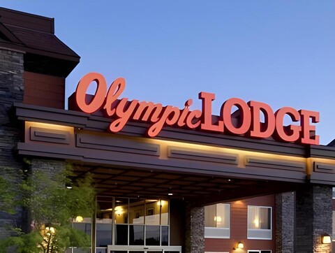 Olympic Lodge by Ayres