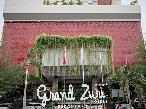 그랜드 쥬리 페칸바루