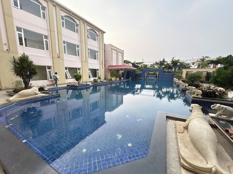 호텔 골든 팰리스 푸리