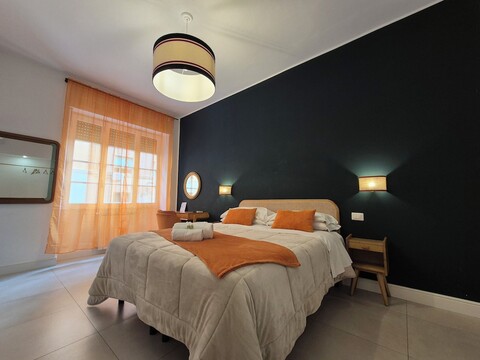 이아이오 테스타치오 레트로