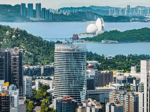 크라운 플라자, 주하이 시티 센터 바이 IHG