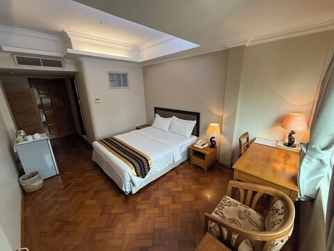 그랜드 로럴 호텔