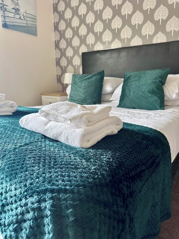 더 민워스 클럽 & 로지