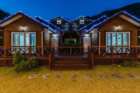 Seomjin River Sunshine Pension