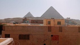 Pyramids house view hotel inn