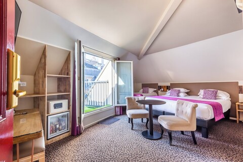 호텔 루브르 생 안느