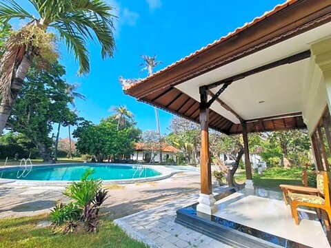 Inna Bali Beach Garden