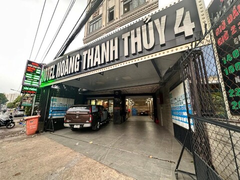 호앙탄투이 4 호텔