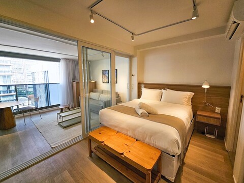 스튜디오 나 아베니다 9 데 줄류 III