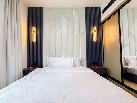 럭셔리 1베드룸, 욕실 2개 JVC