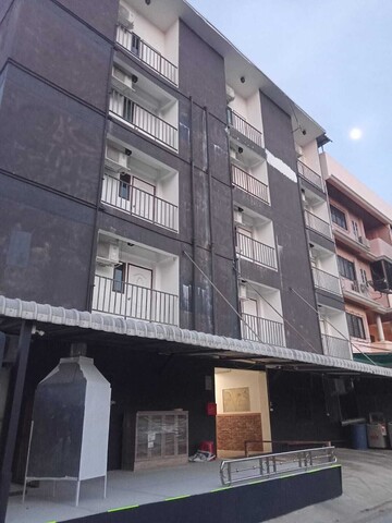 OYO 75577 팰리스 호스텔